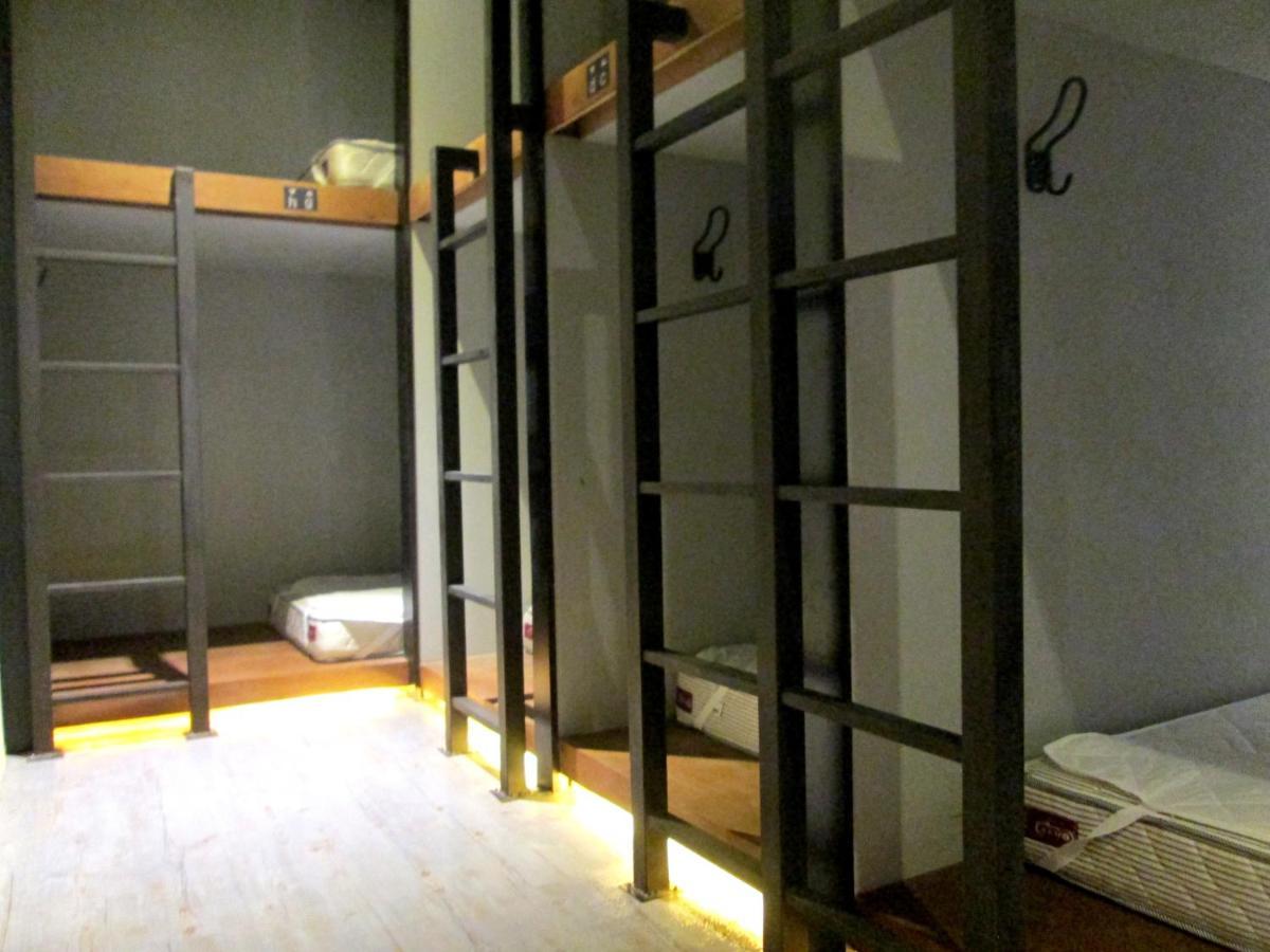 Kiwi Express Hotel-Taichung Station II Rom bilde