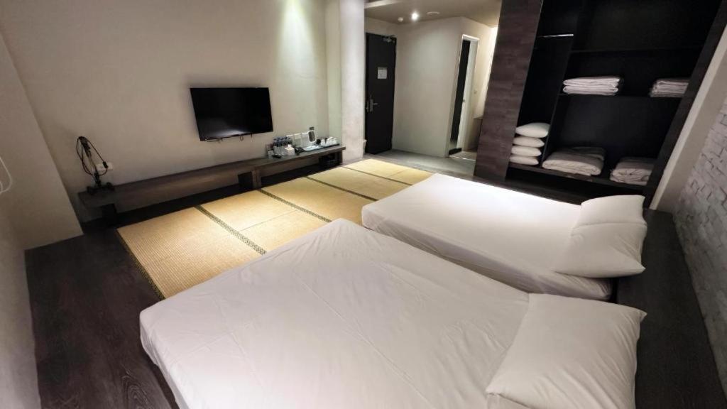 Kiwi Express Hotel-Taichung Station II Eksteriør bilde